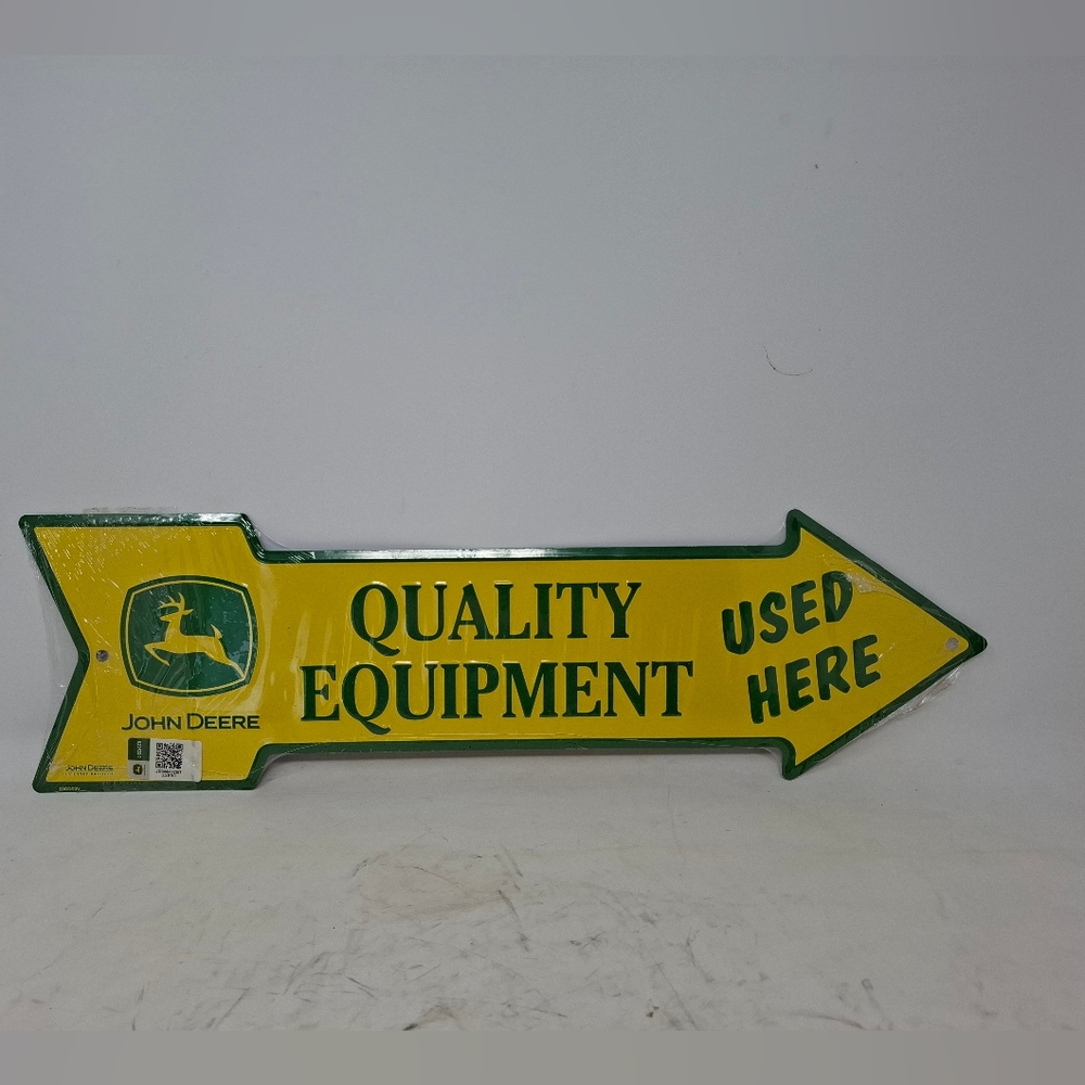 John deere quality equipment sign